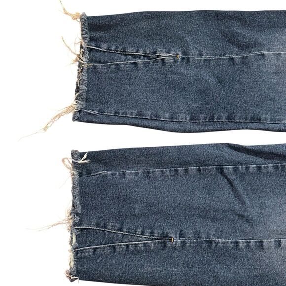 GOOD AMERICAN Good Straight Jeans High Rise Split Raw Hem Size 16 - Picture 3 of 11